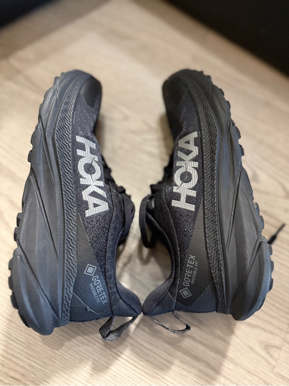 Women Size 7.5 US  in Hoka One One HOKA Challenger ATR 7 GORE-TEX Triple Blac